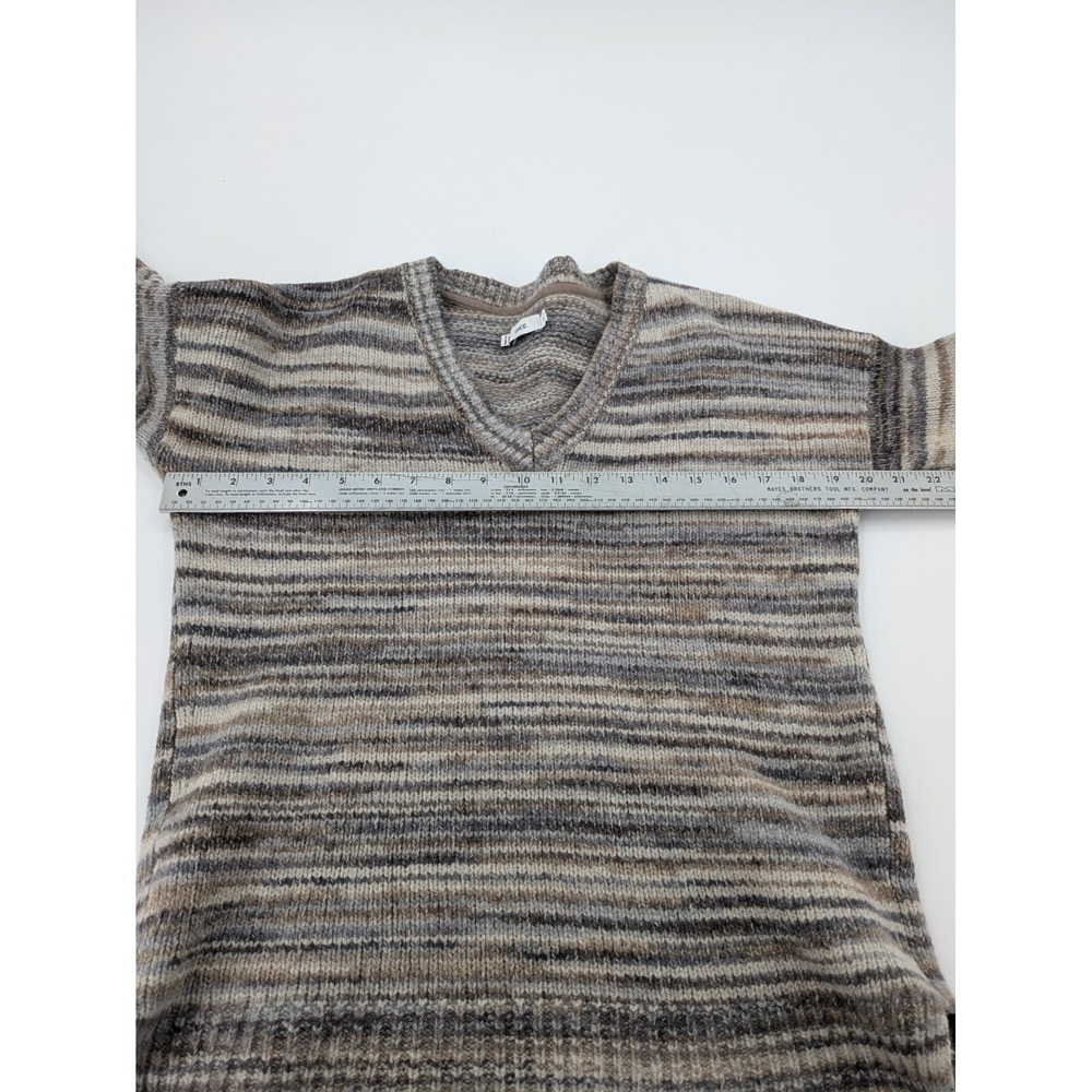 Vince Sweater Women's Size Medium Gray Brown Striped V-Neck Knit Wool Silk Blend - Picture 6 of 7